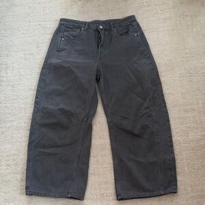Zara barrel jean size 6